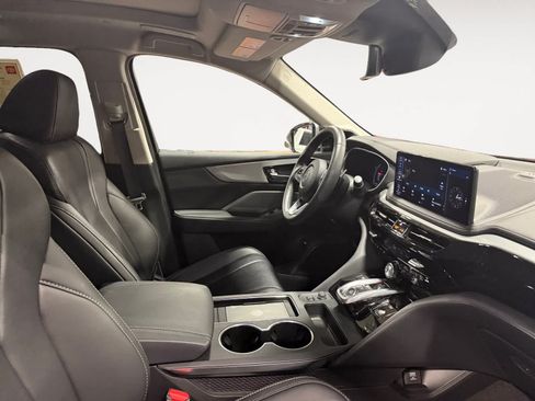 Used 2025 Acura MDX FWD w/ Technology Package image 16