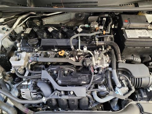 Used 2024 Toyota Corolla LE image 30