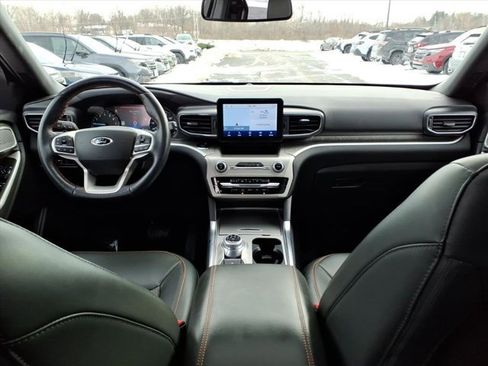 Used 2022 Ford Explorer Timberline w/ Timberline Technology Package image 8