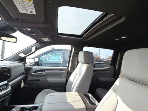 New 2026 Chevrolet Silverado 1500 LTZ w/ Z71 Off-Road Package image 14