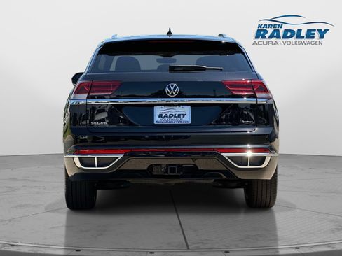 Certified 2023 Volkswagen Atlas Cross Sport SEL Premium R-Line AWD/4WD image 3
