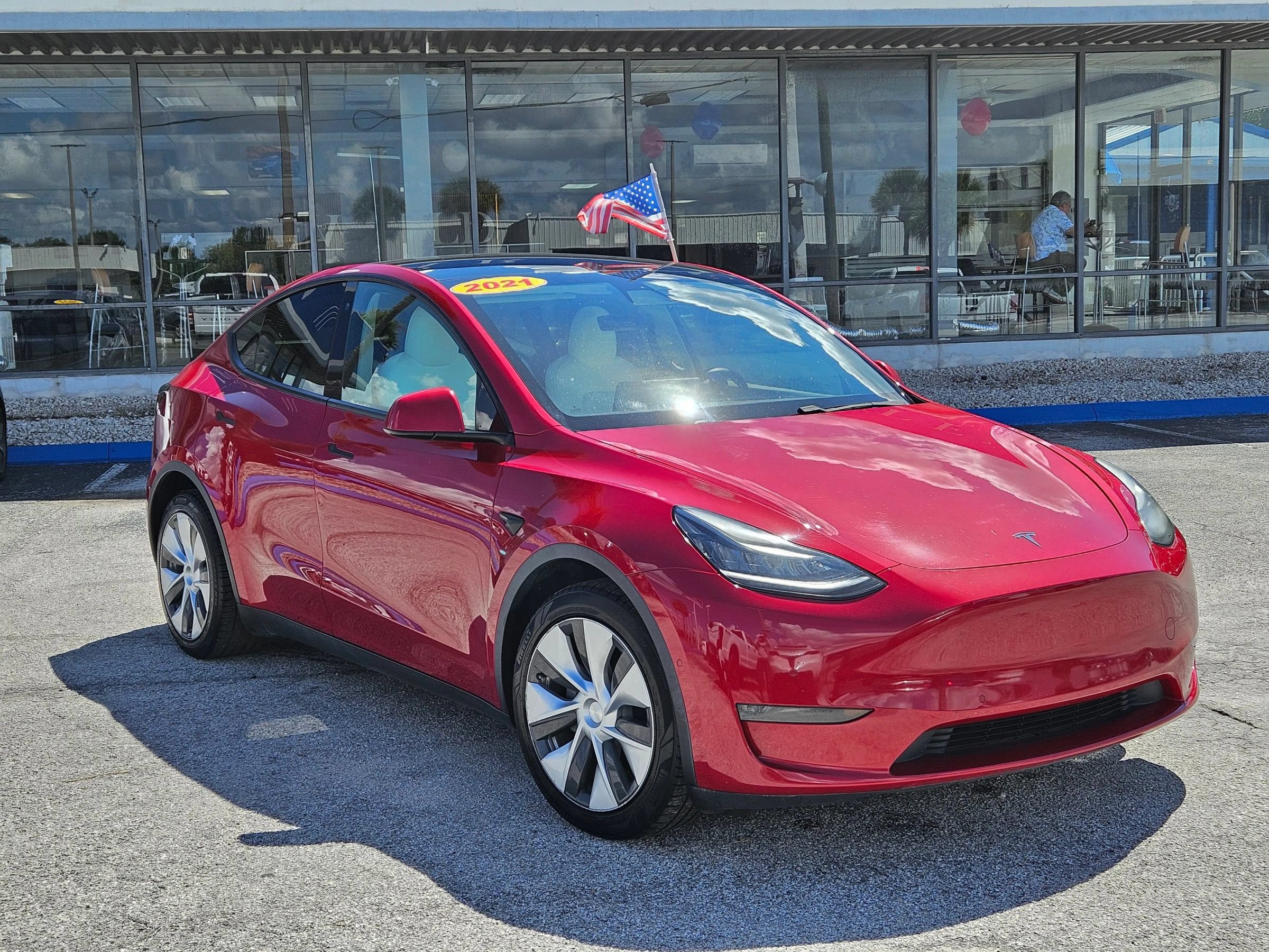 Used 2021 Tesla Model Y Long Range AWD/4WD image 2