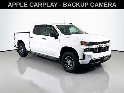 Used 2019 Chevrolet Silverado 1500 Custom w/ Custom Value Package image 2