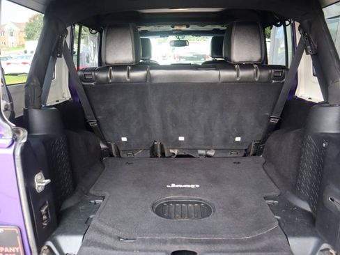 Used 2016 Jeep Wrangler Unlimited Sahara AWD/4WD image 44