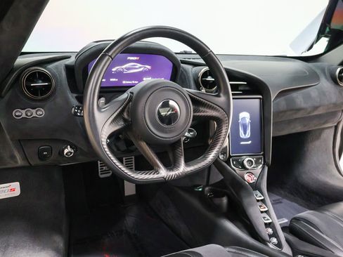 Used 2018 McLaren 720S image 33