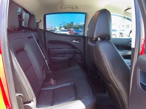 Used 2019 Chevrolet Colorado ZR2 w/ ZR2 Dusk Special Edition image 31