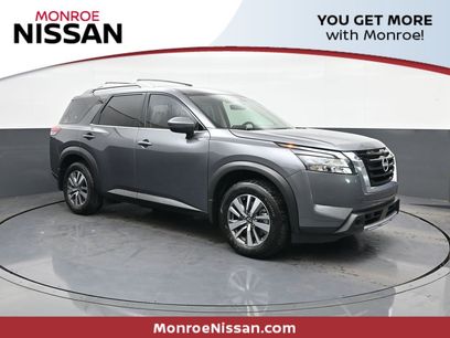 New 2025 Nissan Pathfinder SL