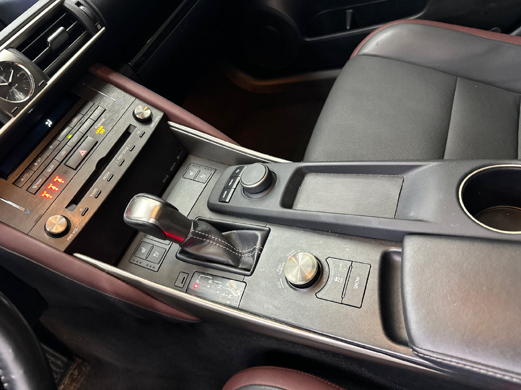Used 2019 Lexus IS 300 w/ Premium Package RWD image 31