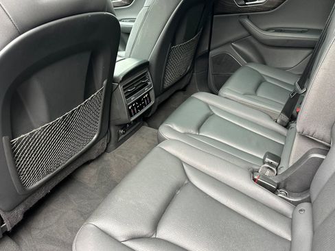 Used 2023 Audi Q7 3.0T Prestige w/ Prestige Package image 25