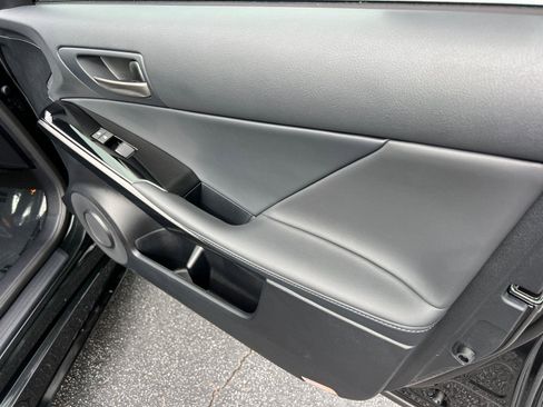 Used 2025 Lexus IS 350 F Sport image 15