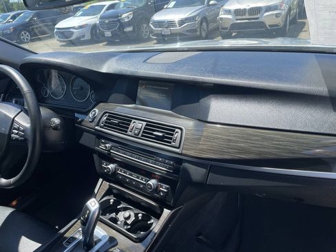 Used 2013 BMW 528i xDrive Sedan AWD/4WD image 18