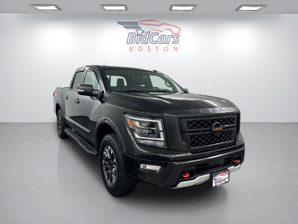 Used 2021 Nissan Titan PRO-4X w/ Pro-4x Convenience Package AWD/4WD image 3