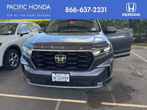 Used 2023 Honda Pilot Elite image 1