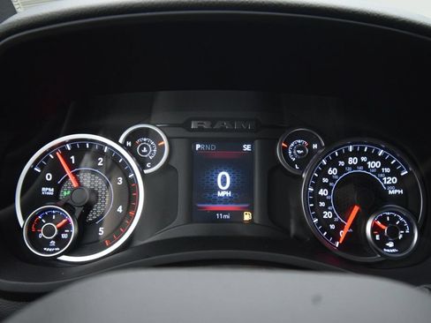 New 2026 RAM 2500 Big Horn AWD/4WD image 22
