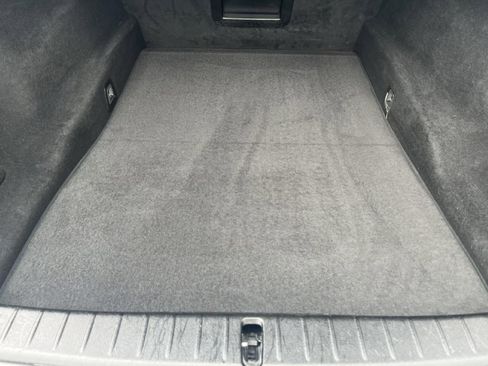 Used 2016 BMW 750i RWD image 42