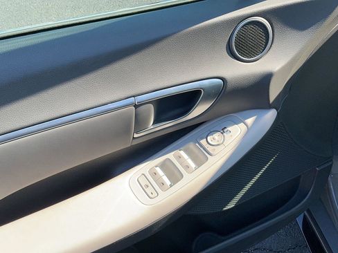 Certified 2021 Hyundai Sonata SEL w/ Convenience Package image 15