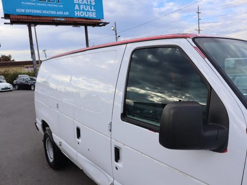 Used 2013 Ford E-250 and Econoline 250 w/ Commercial Cargo Van Pkg image 39