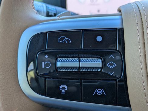 Used 2025 Genesis GV80 3.5T Prestige image 27