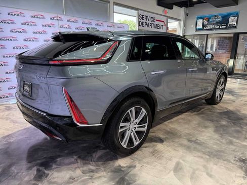 Used 2024 Cadillac Lyriq Tech AWD/4WD image 9