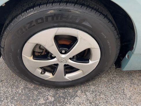 Used 2013 Toyota Prius Three FWD image 12
