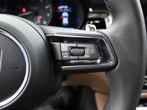 Certified 2026 Porsche Macan AWD/4WD image 11