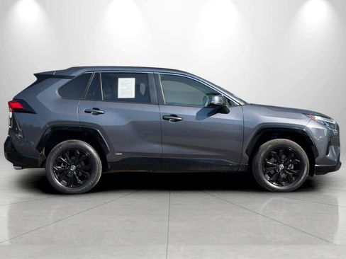 Used 2023 Toyota RAV4 SE w/ SE Grade Weather Package AWD/4WD image 8