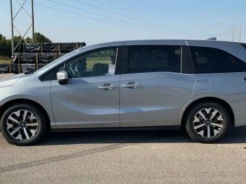 Used 2026 Honda Odyssey EX-L image 5