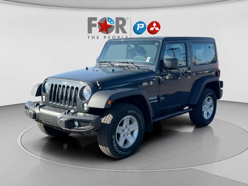 Used 2018 Jeep Wrangler Sport image 1