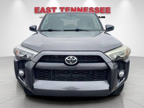 Used 2018 Toyota 4Runner SR5 Premium image 9