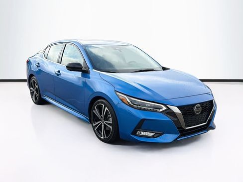 Used 2023 Nissan Sentra SR w/ SR Premium Package FWD image 3