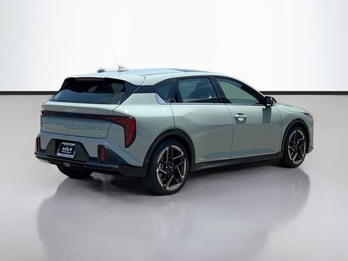 New 2026 Kia K4 GT-Line FWD image 7