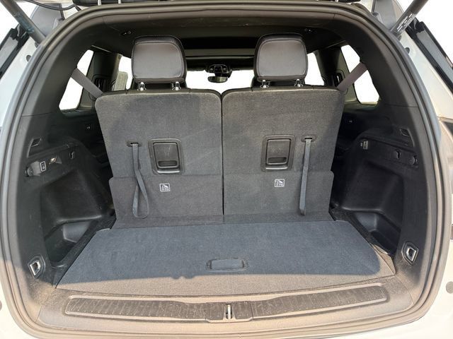 Used 2023 Jeep Grand Cherokee L Laredo AWD/4WD image 29