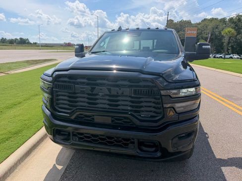 New 2026 RAM 2500 Big Horn AWD/4WD image 18