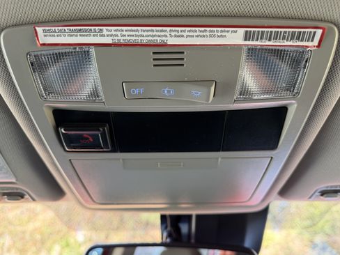 Used 2020 Toyota Tacoma SR5 image 26