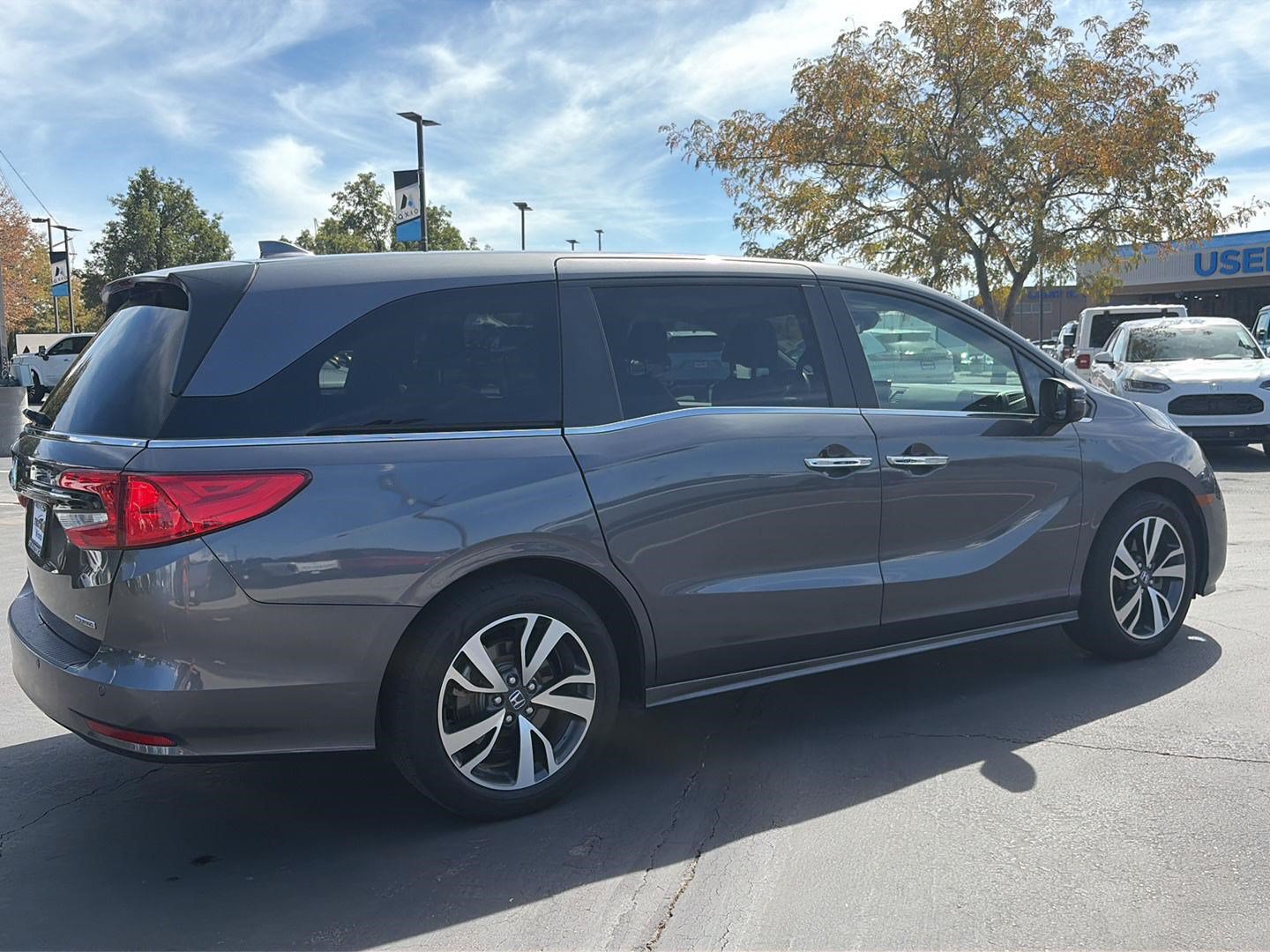 Certified 2023 Honda Odyssey Touring image 4