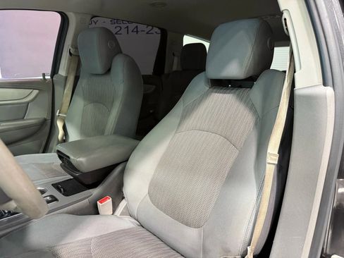 Used 2017 Chevrolet Traverse LS image 22