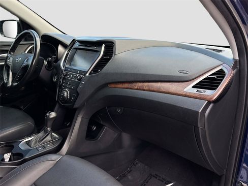 Used 2018 Hyundai Santa Fe Sport w/ Cargo Package FWD image 30
