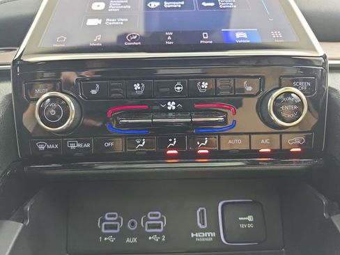 Used 2022 Jeep Grand Cherokee Summit w/ Advanced Protech Group IV image 34