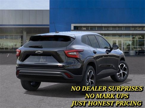 New 2026 Chevrolet Trax RS image 4