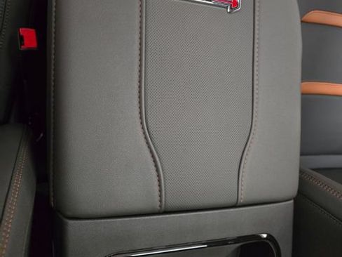 New 2026 GMC Sierra 2500 AT4 w/ AT4 Premium Plus Package AWD/4WD image 27