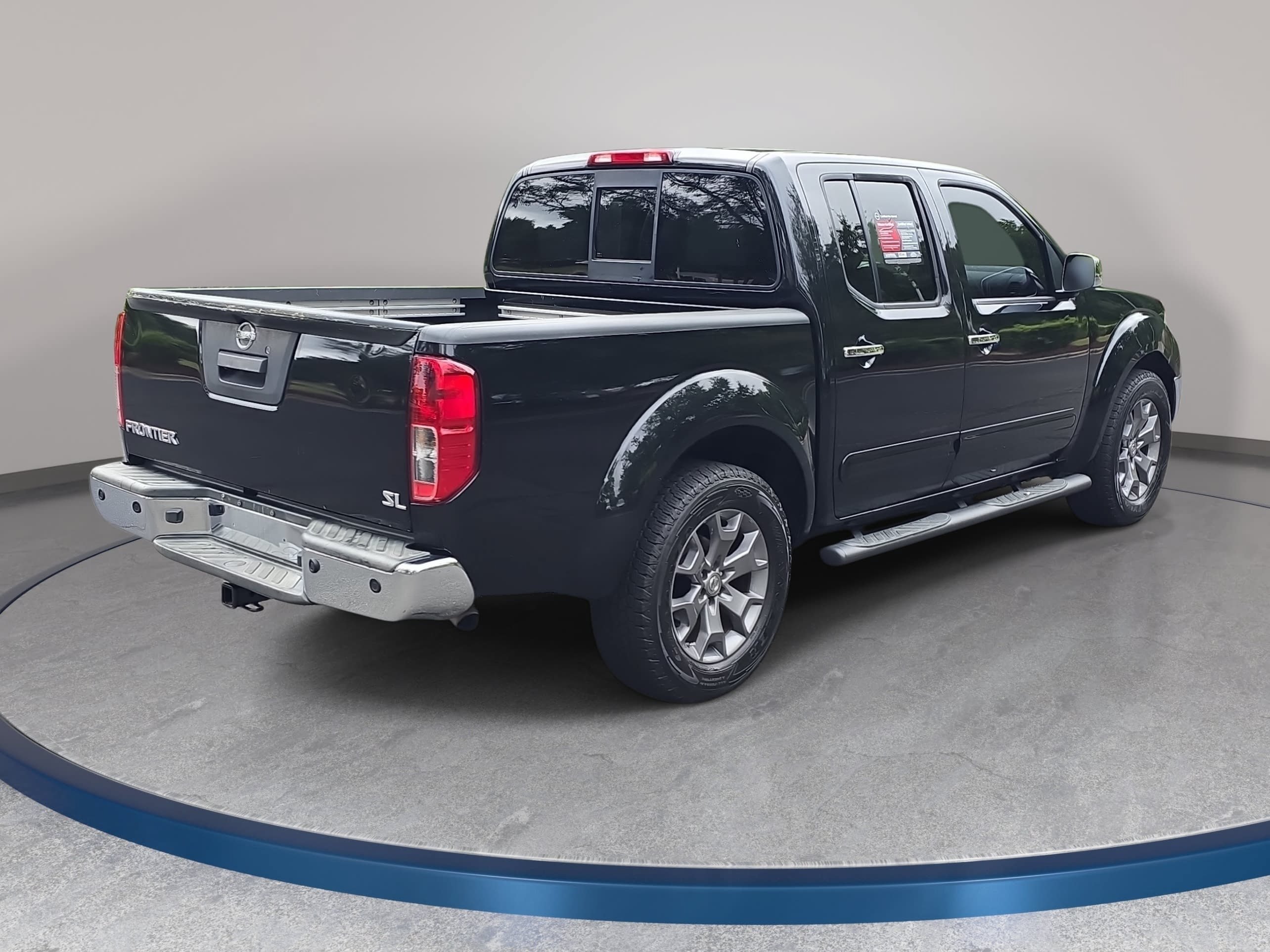 Used 2019 Nissan Frontier SL RWD image 5