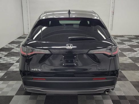 Certified 2025 Honda HR-V Sport image 5