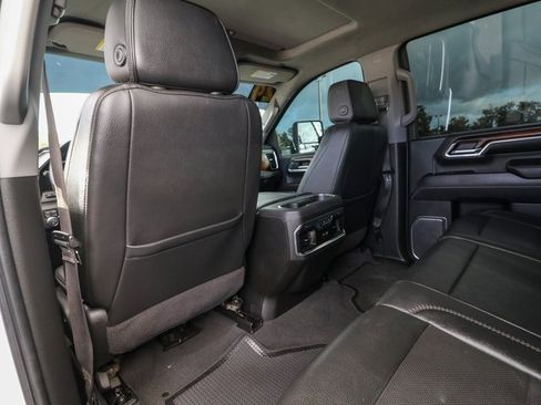 Used 2024 GMC Sierra 3500 Denali w/ Denali Reserve Package image 26