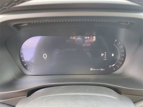 New 2026 Volvo XC40 B5 Ultra w/ Protection Package Premier image 17