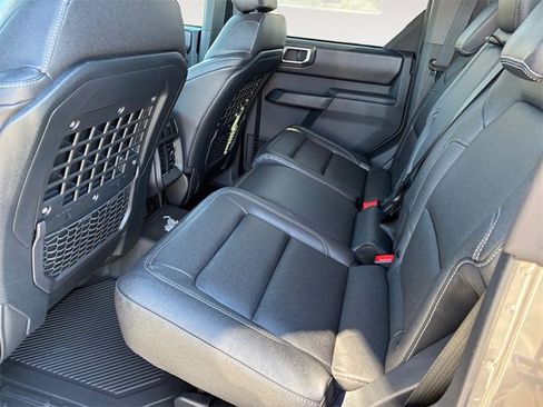 New 2025 Ford Bronco Badlands image 13