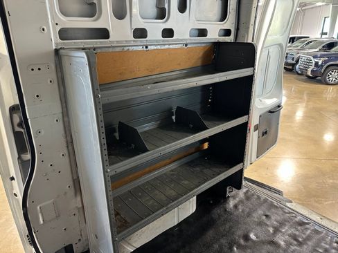 Used 2019 Nissan NV 2500 SV RWD image 33