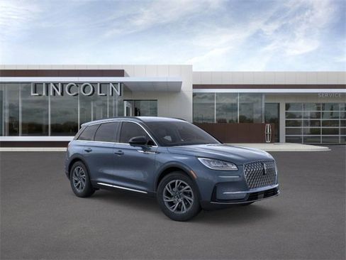 New 2026 Lincoln Corsair Premiere image 7