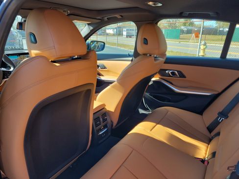 New 2026 BMW 330i Sedan w/ Premium Package image 10