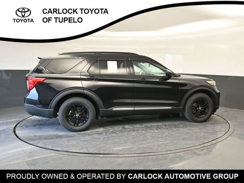 Used 2022 Ford Explorer XLT w/ Class IV Trailer Tow Package image 4