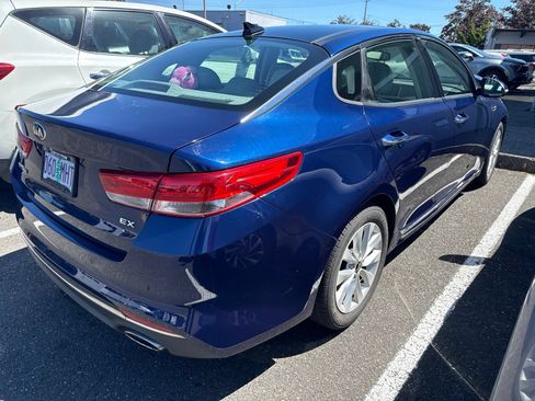 Used 2016 Kia Optima EX w/ Premium Package FWD image 3